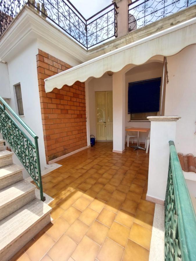 Appartamento Primo Piano Lungomare Santa Maria Navarrese Exterior foto